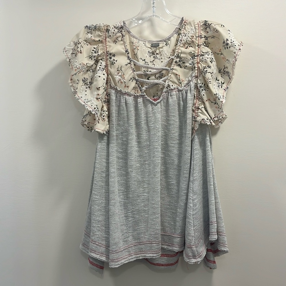 Grey pink cream and gray ruffle sleeve top